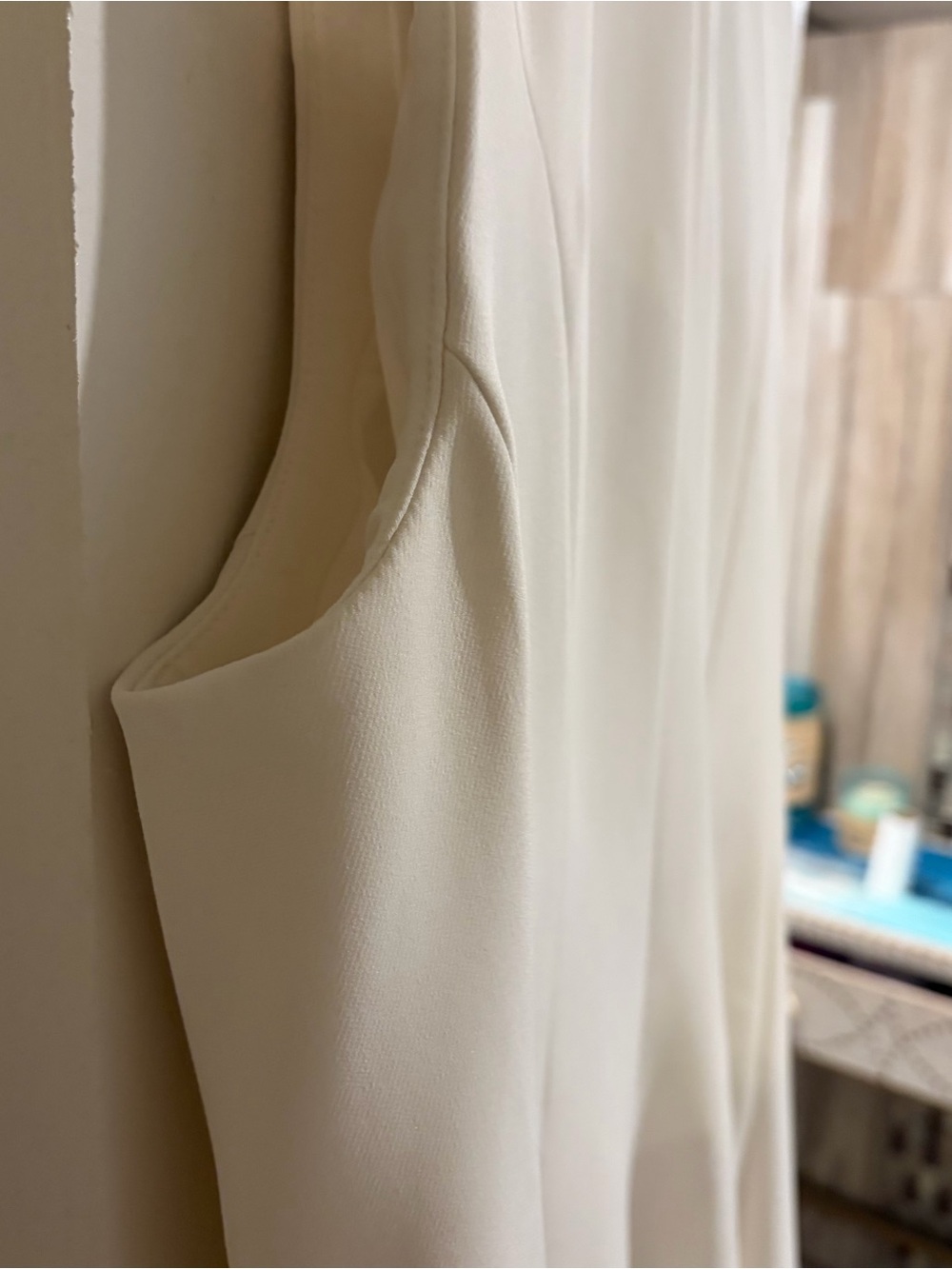 Express Cream Sleeveless Tailored Blazer Vest - Picture 6 of 8